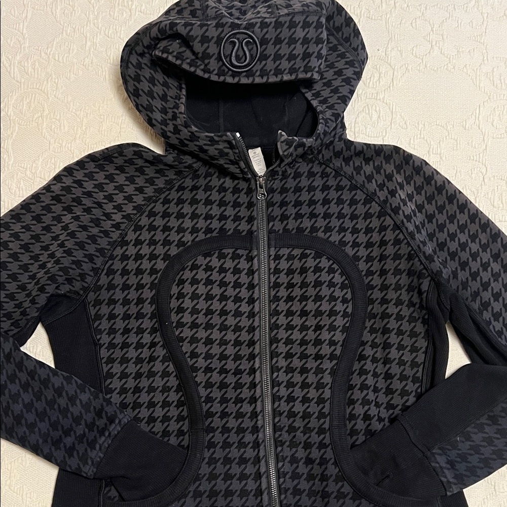 Lululemon Athletica Black and Gray Houndstooth Jacket